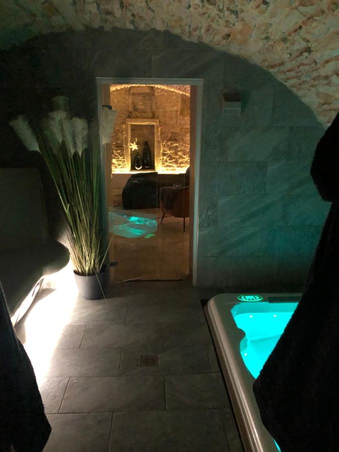 Jaccuzi & Spa Des Caves Stanislas 낭시 외부 사진