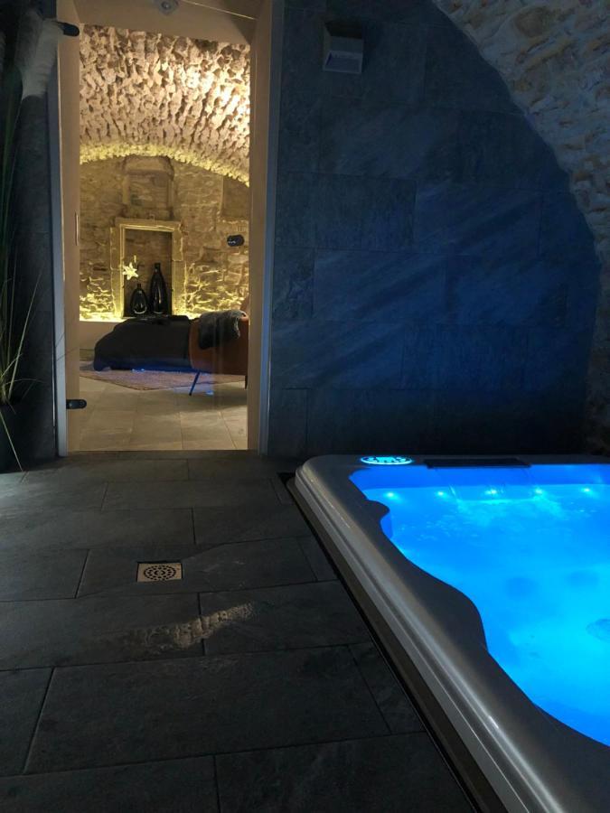 Jaccuzi & Spa Des Caves Stanislas 낭시 외부 사진